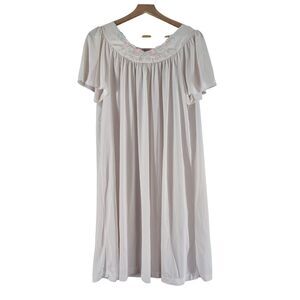 Shadowline Vintage Pink Nylon Nightgown Size L Embroidered Rose Romantic Nightie